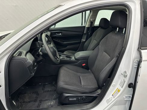 Used 2024 Honda Accord EX image 9