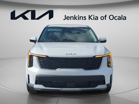 New 2026 Kia Sorento LX image 7