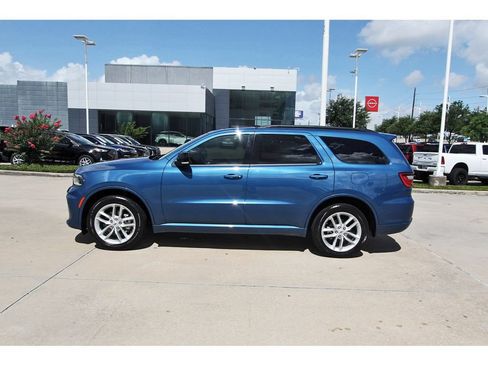 Used 2025 Dodge Durango GT AWD/4WD image 3