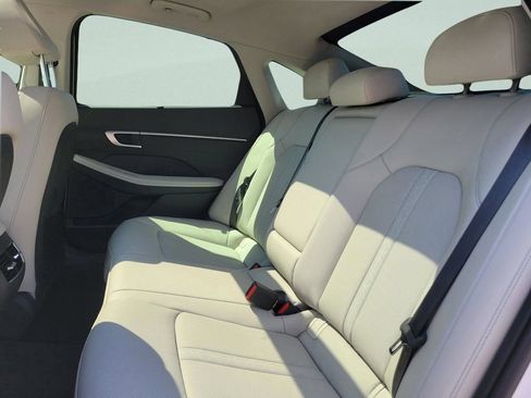 New 2026 Hyundai Sonata Limited FWD image 10