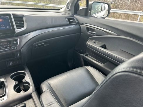 Used 2017 Honda Pilot EX-L image 11