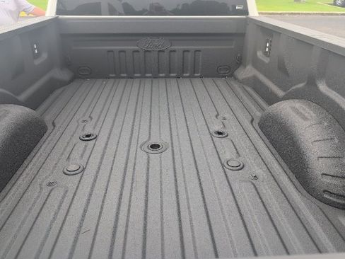 Used 2024 Ford F350 Platinum image 24