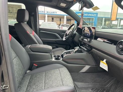 New 2025 Chevrolet Colorado Z71 w/ Midnight Edition image 33