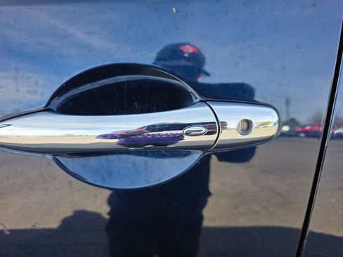 Used 2024 INFINITI QX80 Luxe image 11