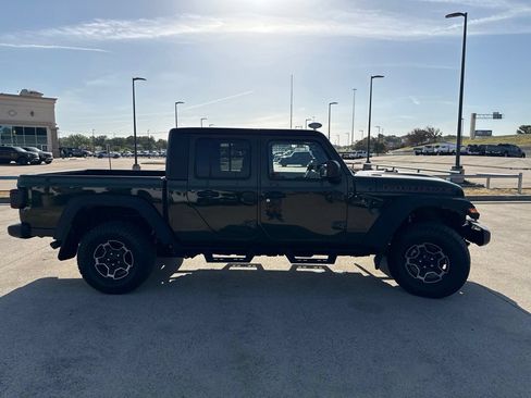 Used 2022 Jeep Gladiator Mojave w/ LED Lighting Group AWD/4WD image 16
