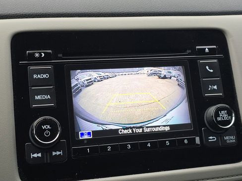 Used 2022 Honda HR-V LX image 21