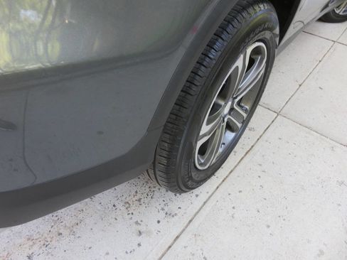 Used 2017 Mercedes-Benz GLC 300 4MATIC image 36