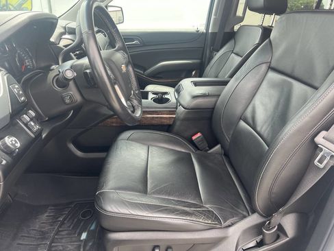 Used 2018 Chevrolet Suburban LT w/ Texas Edition Package RWD image 6