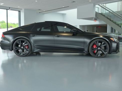 Used 2022 Audi RS 7 Sportback w/ Black Optic Package AWD/4WD image 8