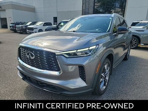 Certified 2023 INFINITI QX60 Luxe w/ Cargo Package FWD image 3