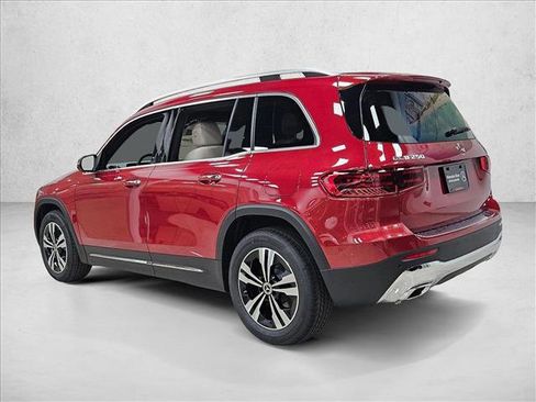 New 2026 Mercedes-Benz GLB 250 image 9