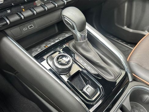 Used 2024 GMC Canyon AT4 w/ AT4 Premium Package image 23