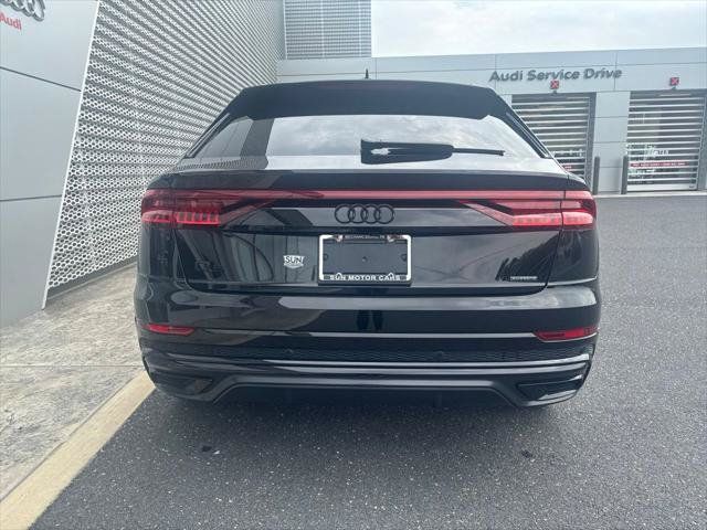 Used 2022 Audi Q8 Prestige AWD/4WD image 25