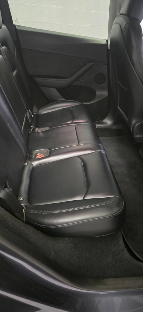 Used 2023 Tesla Model Y AWD image 10