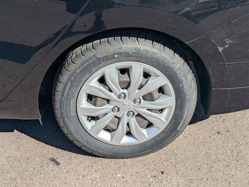 Used 2019 Hyundai Accent SE image 6