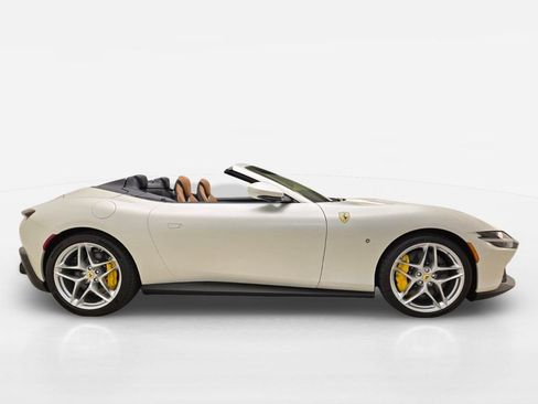 Used 2026 Ferrari Roma Spider RWD image 6