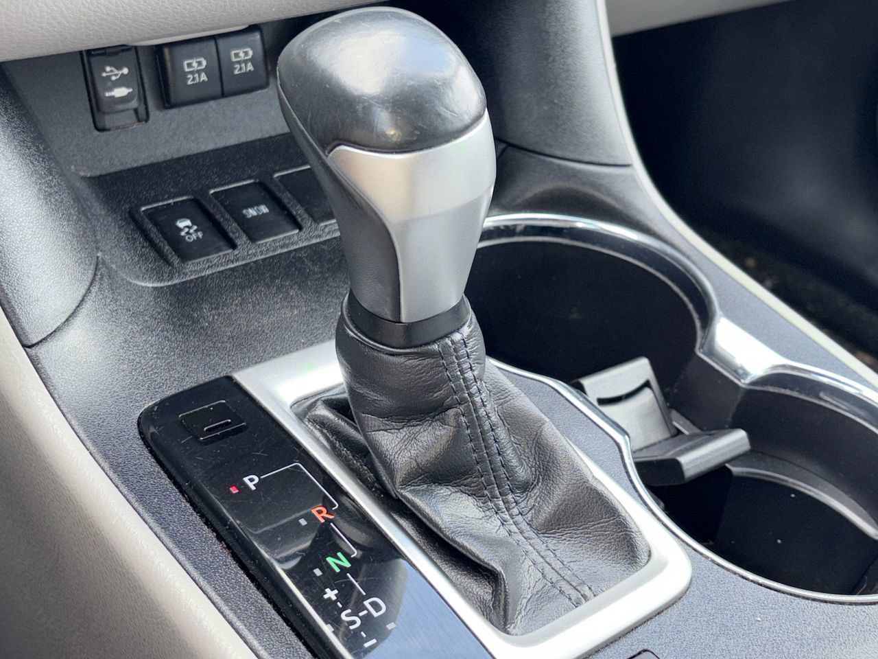 Used 2018 Toyota Highlander XLE FWD image 8