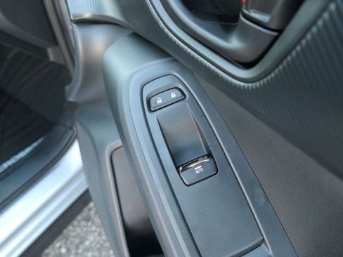 Certified 2025 Subaru Crosstrek 2.0i Premium image 25