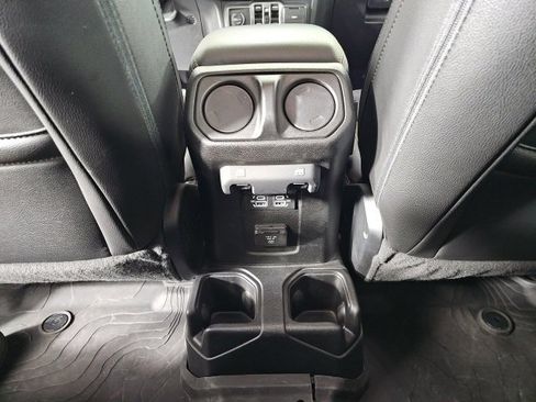 Certified 2023 Jeep Gladiator Overland image 13