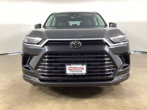 Used 2025 Toyota Grand Highlander AWD Hybrid image 3