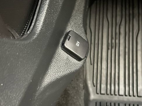 Used 2020 Ford Edge SEL w/ Convenience Package image 25