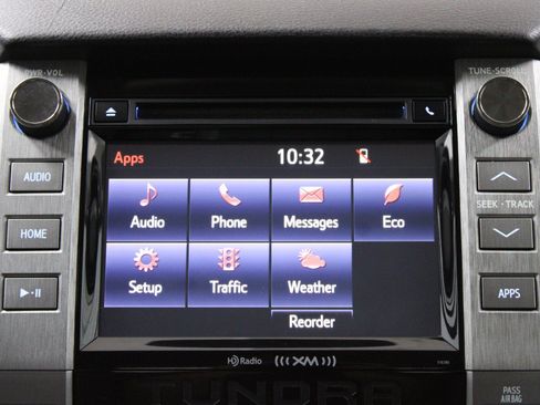 Used 2018 Toyota Tundra SR5 w/ SR5 Upgrade Package AWD/4WD image 23