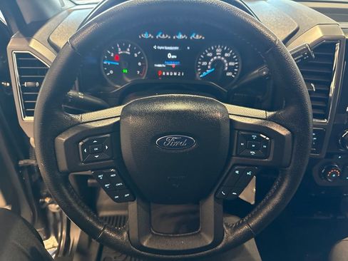 Used 2015 Ford F150 XLT w/ Equipment Group 302A Luxury AWD/4WD image 28
