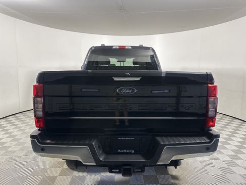 Used 2020 Ford F350 XLT w/ XLT Premium Package AWD/4WD image 6