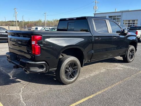 Used 2021 Chevrolet Silverado 1500 LT Trail Boss w/ Convenience Package II image 12