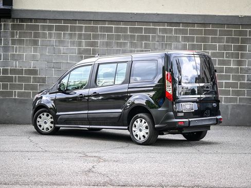 Used 2023 Ford Transit Connect XL FWD image 3