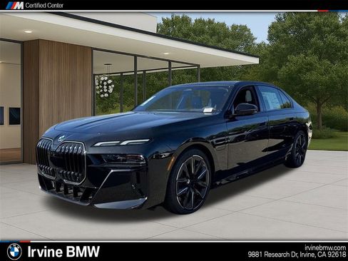 New 2025 BMW 750e xDrive w/ Premium Package image 1