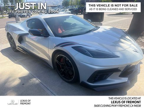 Used 2021 Chevrolet Corvette Stingray Coupe w/ 1LT RWD image 1