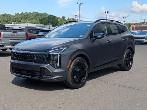 New 2026 Kia Sportage X-Line w/ X-Line Premium Package image 3