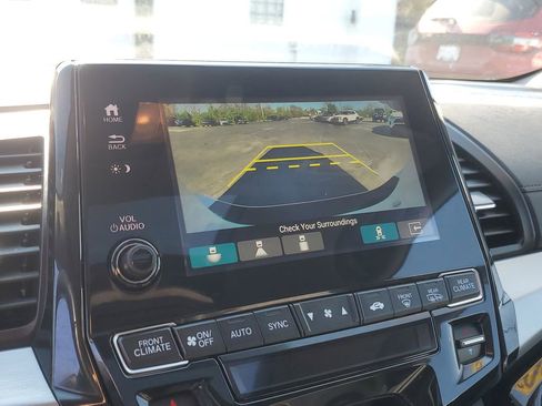 Used 2023 Honda Odyssey Touring image 21