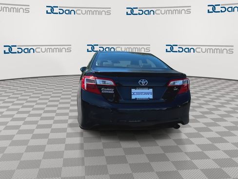 Used 2013 Toyota Camry SE FWD image 7