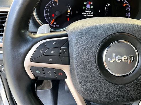 Used 2015 Jeep Grand Cherokee Limited w/ Trailer Tow Group IV AWD/4WD image 24