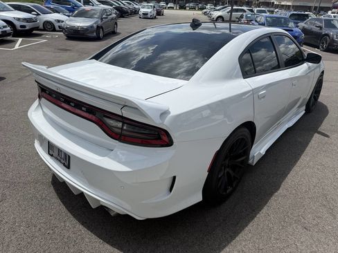 Used 2016 Dodge Charger SRT Hellcat w/ Harman/Kardon Audio Group RWD image 7