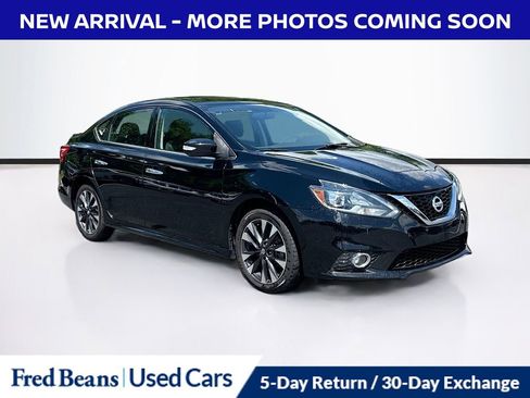 Used 2017 Nissan Sentra SR FWD image 1