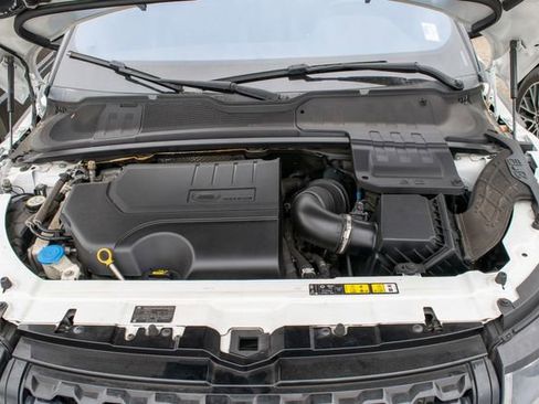Used 2018 Land Rover Range Rover Evoque HSE Dynamic image 12