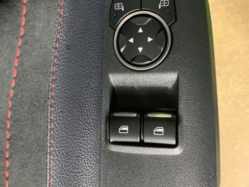 Used 2016 Ford Mustang Shelby GT350R w/ GT350R Equipment Group 920A image 15