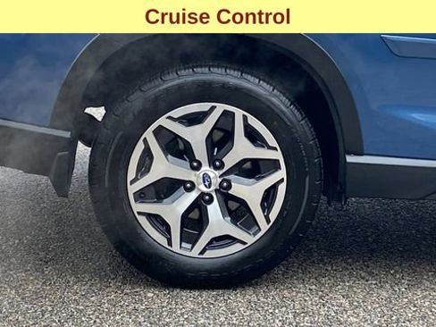 Certified 2024 Subaru Forester Premium AWD/4WD image 12