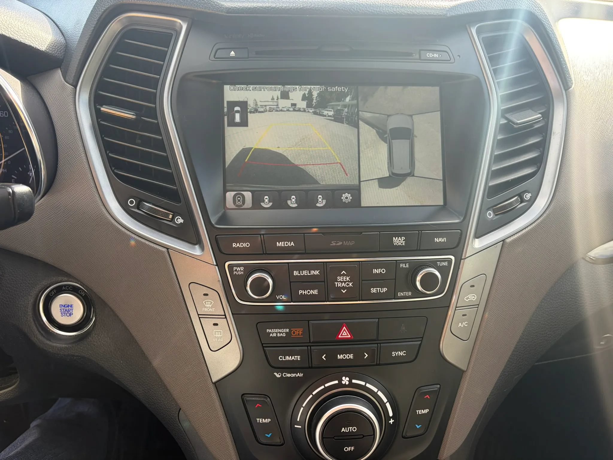 Used 2017 Hyundai Santa Fe Sport w/ 2.4L Tech Package 04 FWD image 18