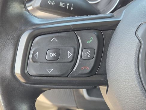 Used 2022 Jeep Wrangler Sport AWD/4WD image 16