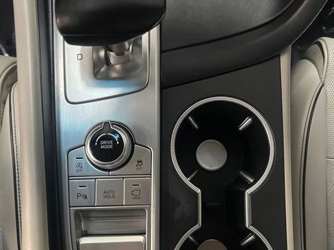 Used 2021 Genesis G70 2.0T w/ Prestige Package image 26