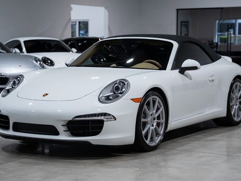 Used 2013 Porsche 911 Carrera S RWD image 11