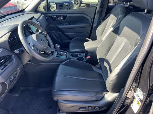 Certified 2025 Subaru Forester Touring image 9