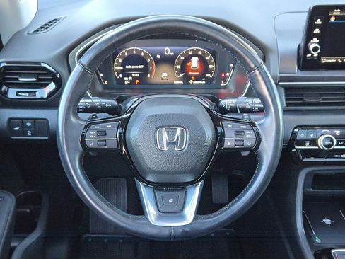 Used 2023 Honda Pilot Elite image 22