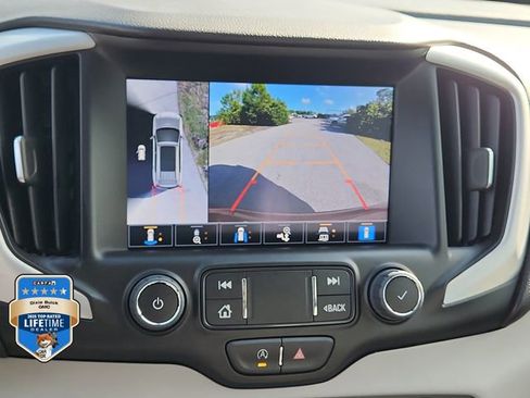 Certified 2023 GMC Terrain SLT w/ Tech Package FWD image 29