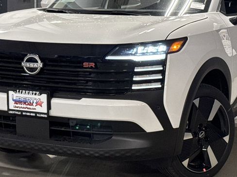 New 2025 Nissan Kicks SR w/ Illumination Package image 26