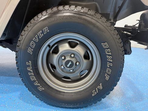 Used 1988 Jeep Wrangler Sahara AWD/4WD image 39
